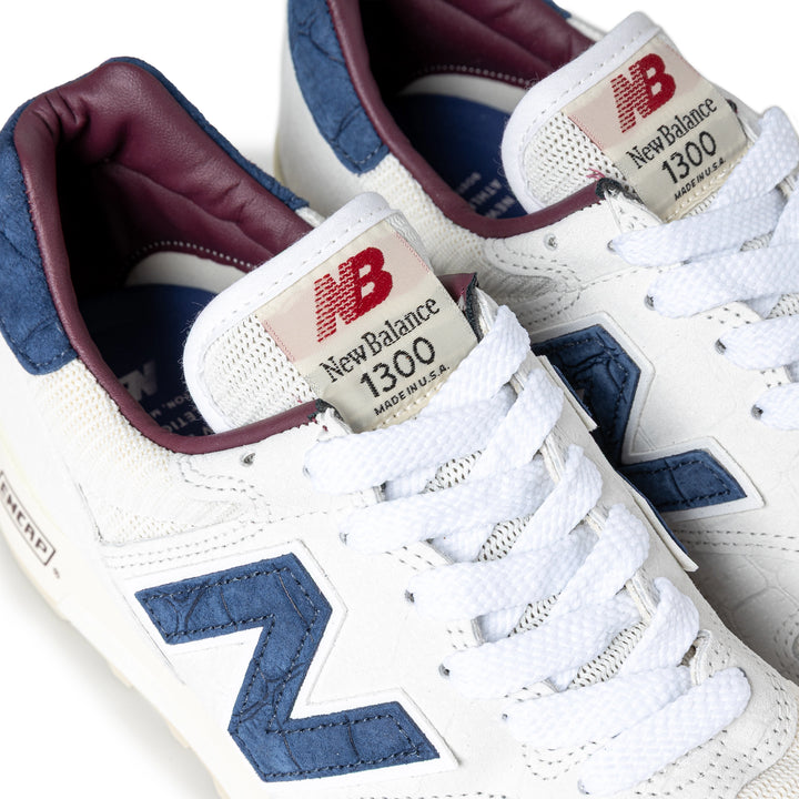 Made in USA 1300 | Angora Blue Oyster
