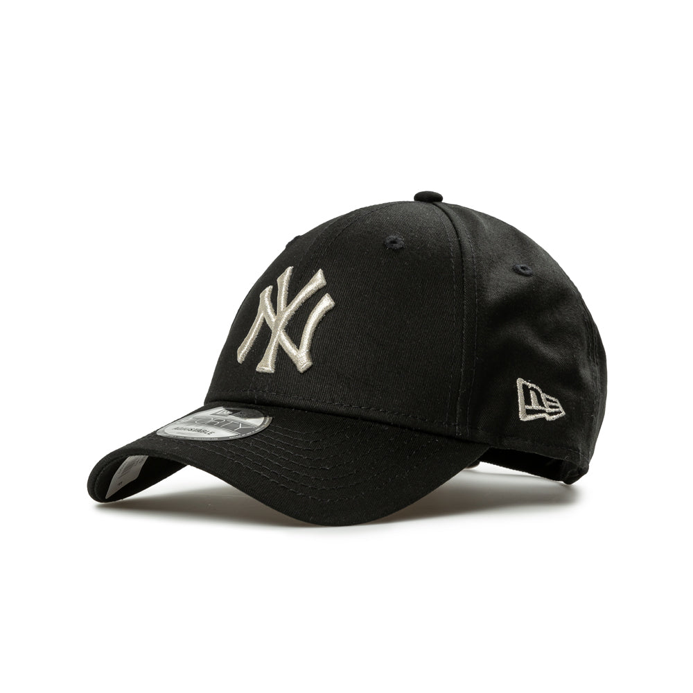 New York Yankees 9FORTY | Black Silver