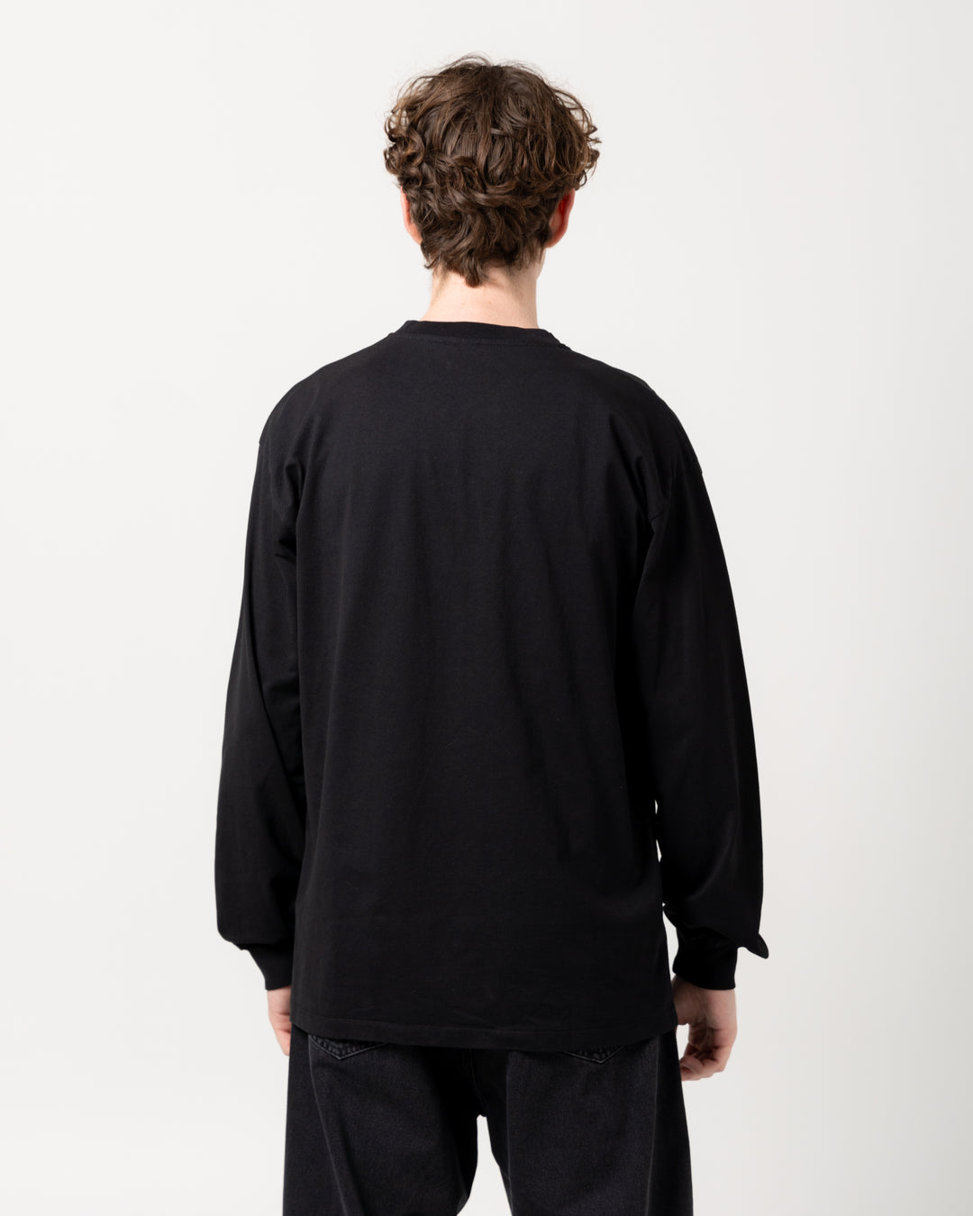 Visitors L/S Tee | Black