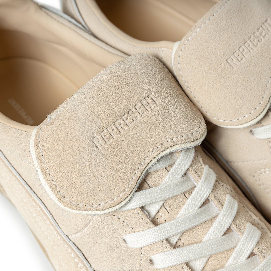 Puma x REPRESENT King Indoor | Light Sand