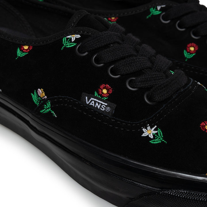 Vans OTW Authentic 44 Embroidery | Flower Print Black