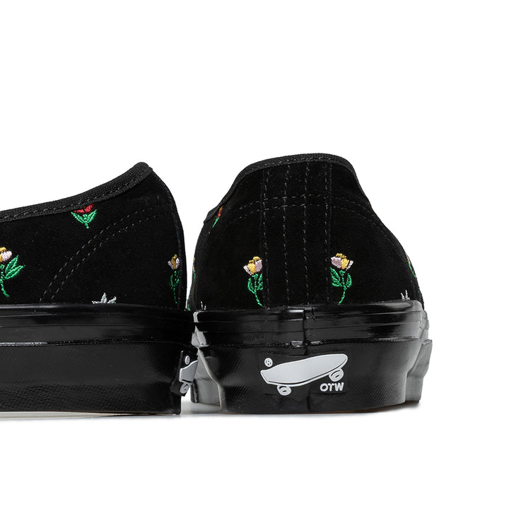 Vans OTW Authentic 44 Embroidery | Flower Print Black