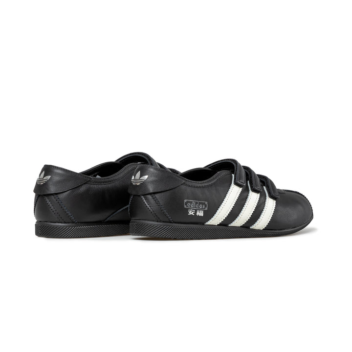 W' ANFU | Core Black