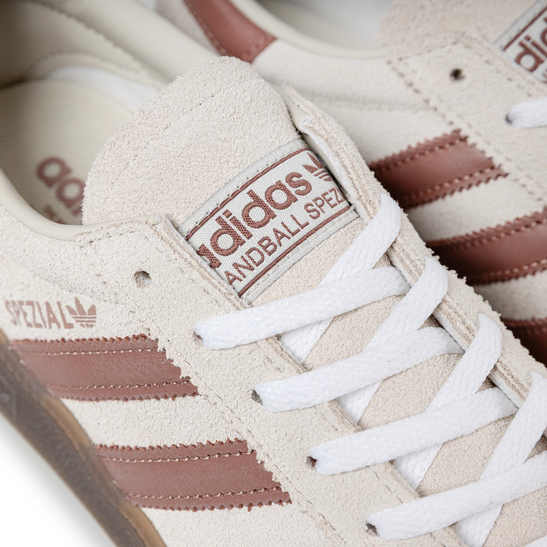 W' Handball Spezial | Alumina