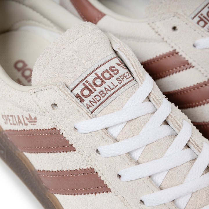 W' Handball Spezial | Alumina