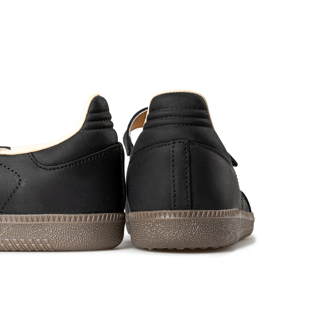 W' Samba Jane | Core Black