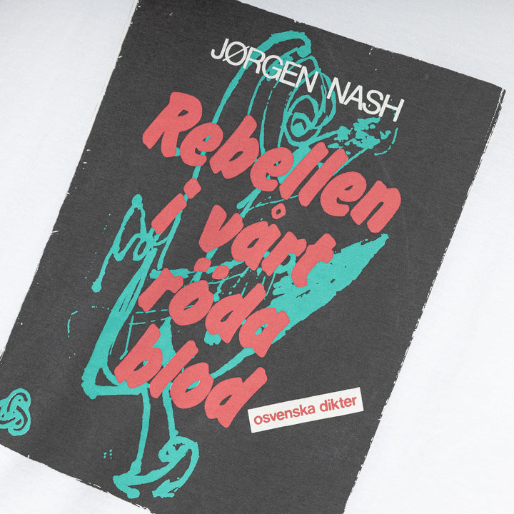 Jorgen Nash: Rebellen I Vart Roda Blod Tee | White