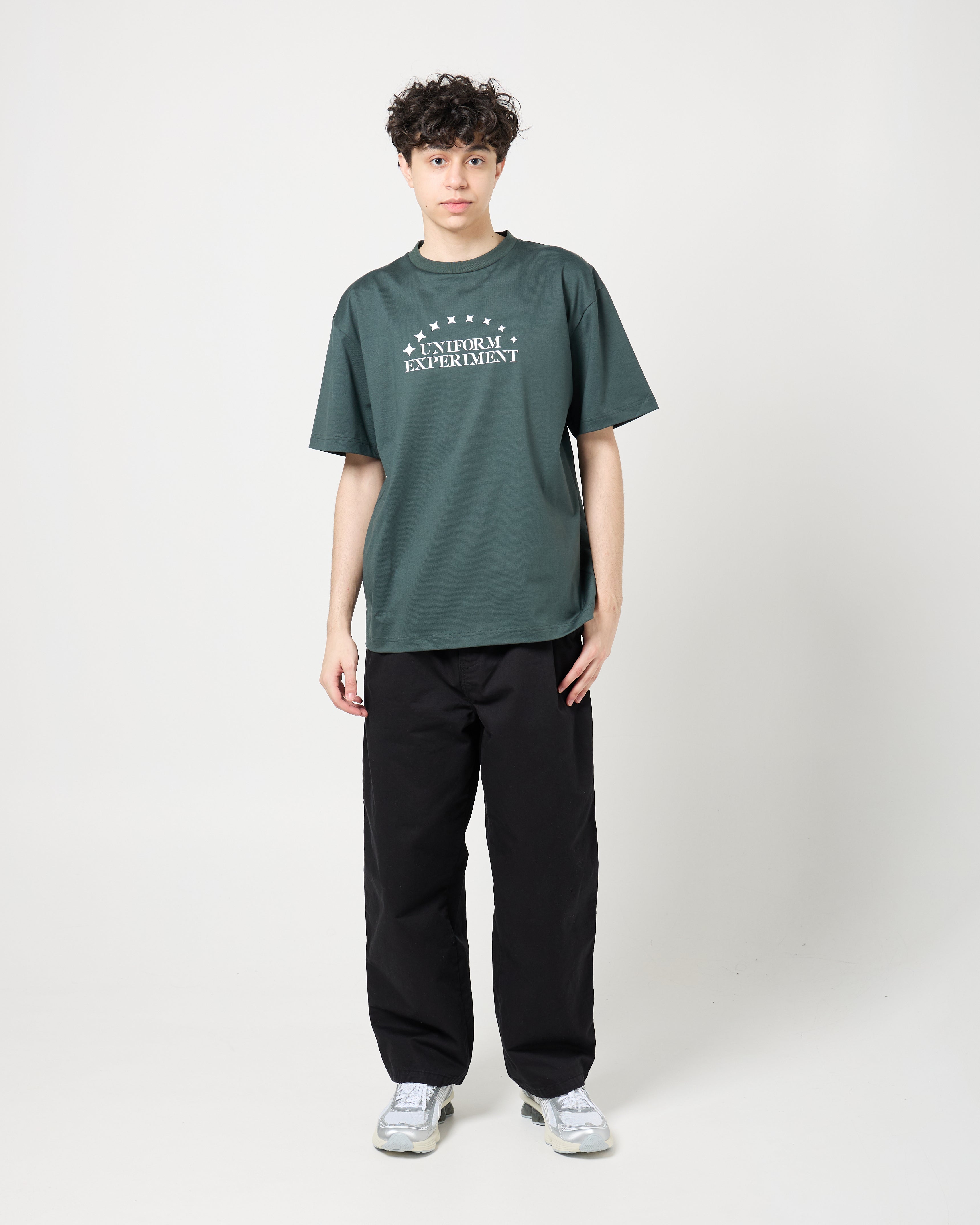 uniform experiment Stencil Logo Tee | Green