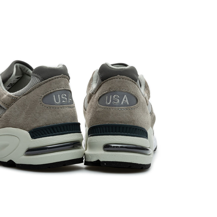 New Balance M990GY2 Made in the USA | Grey - CROSSOVER